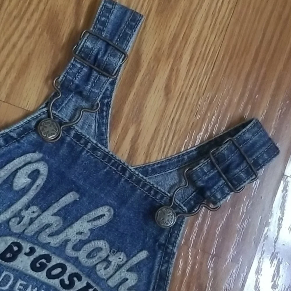 Oshkosh‎ B gosh overalls size